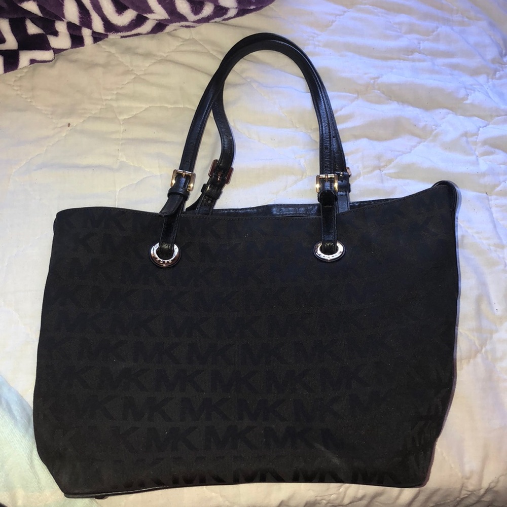 Michael Kors Medium Sized Handbag